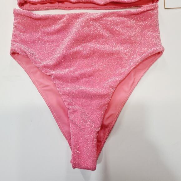 Lovewave the Tenzin One Piece in Pink XS - Picture 4 of 10